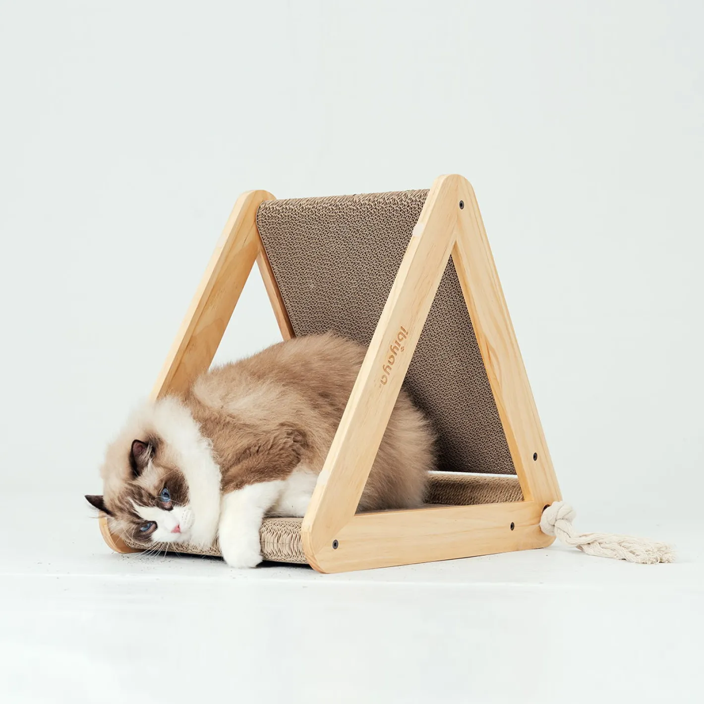Ibiyaya Hideout Wooden Cat Scratching Post with Replaceable Cardboard Inserts Best