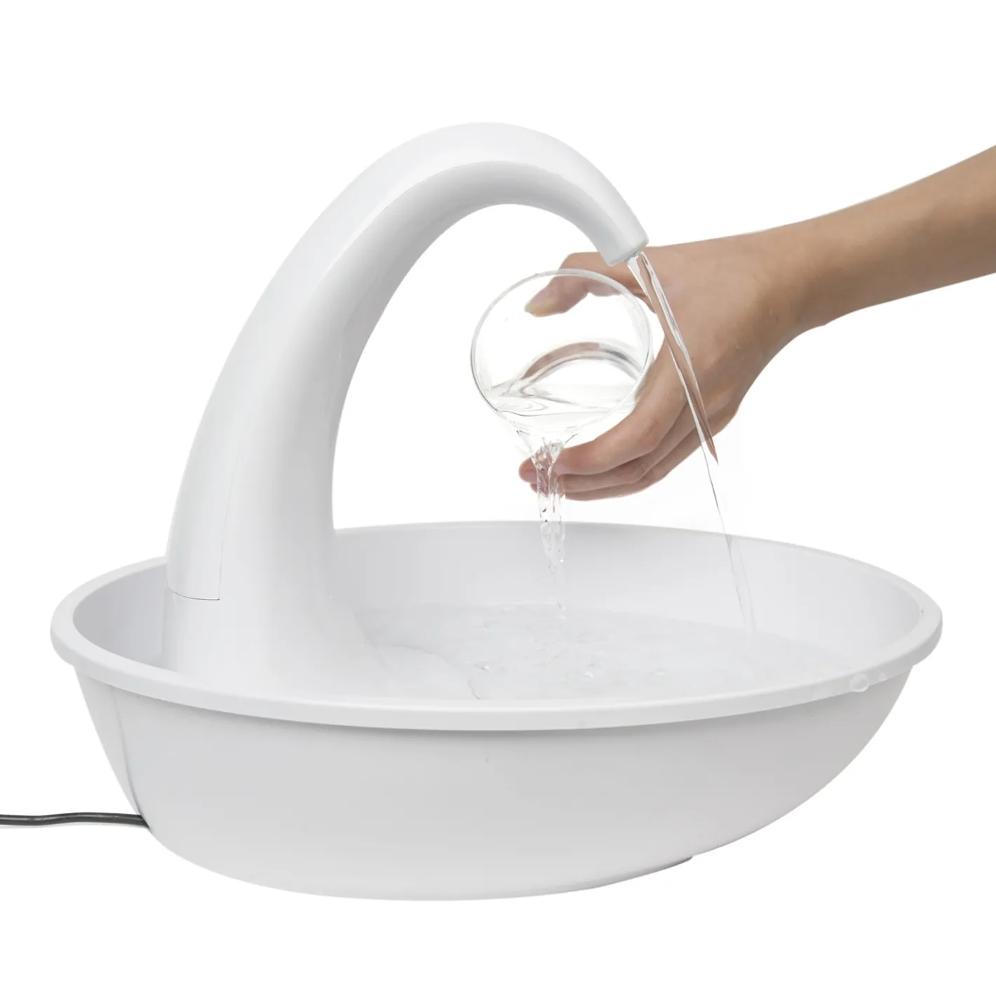 Pioneer Pet "Swan" Large Capacity Charcoal Filtered Plastic Water Fountain 2.3 Litres Discount